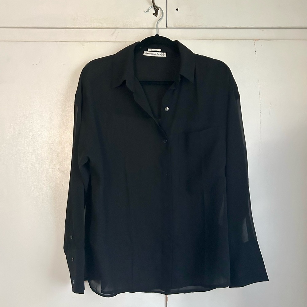 NWOT Abercrombie & Fitch Oversized Long-Sleeve Sheer Button-Up Shirt
